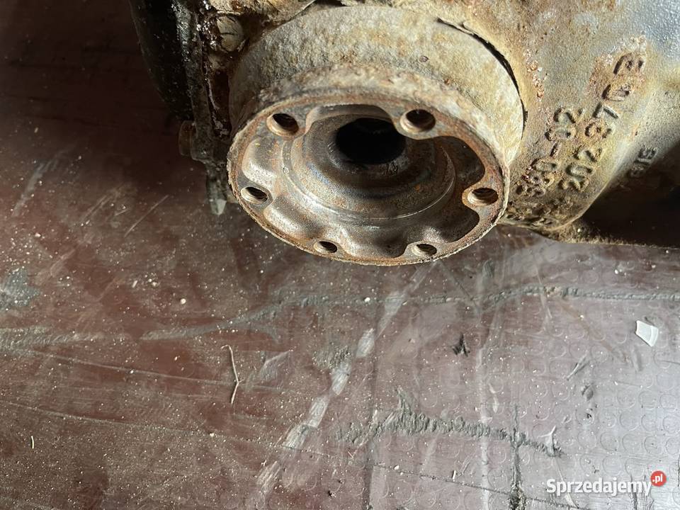 Dyfer tył E9X N47 279 Dyferencjały sprzedam