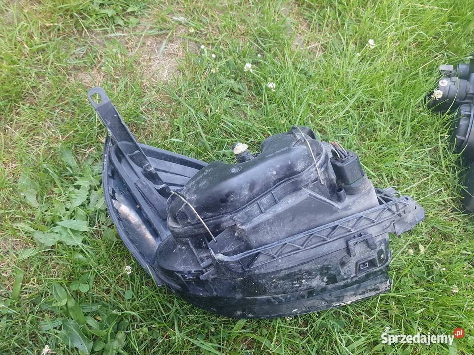 Lampa przednia lewa reflektor Ford Puma 9702 Kraków