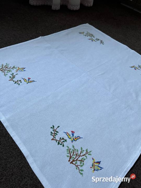 obrus ręcznie haftowany ptaki rękodzieło Zabrze
