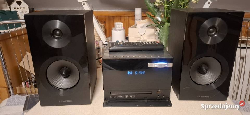 Mini wieża Samsung MME330D z USB Wadowice