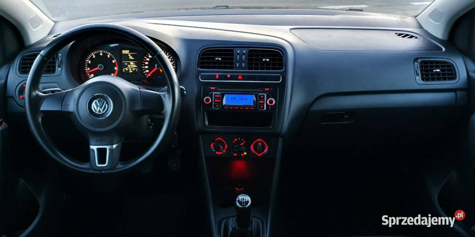 Volkswagen Polo Zarejestrowany zadbanyBez możliwa zamiana Polo Przyszowice sprzedam
