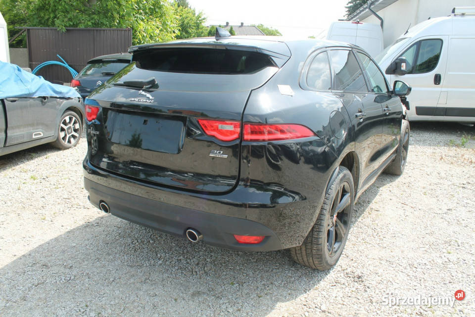 Jaguar FPACE uszkodzony wielkopolskie Ostrów Wielkopolski