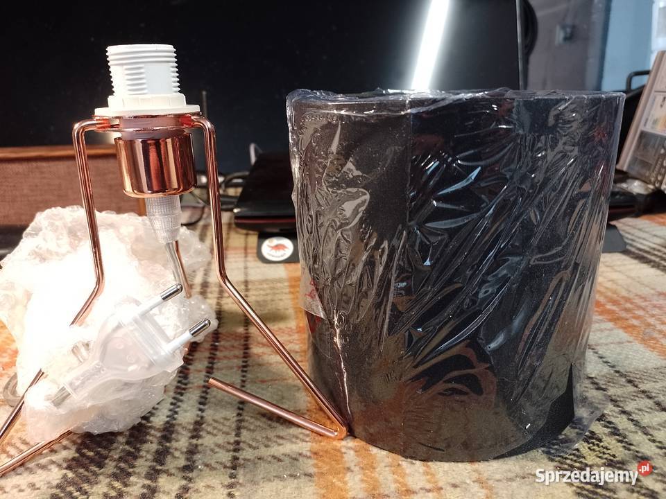 Sprzedam lampę biurkową Chodzież sprzedam