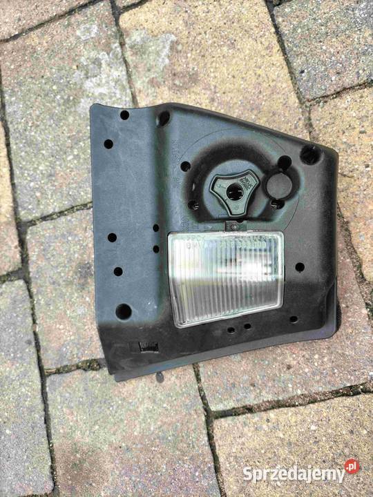 Oprawa żarówek tylna prawa w lampe BMW E46 SEDAN osobowe sprzedam