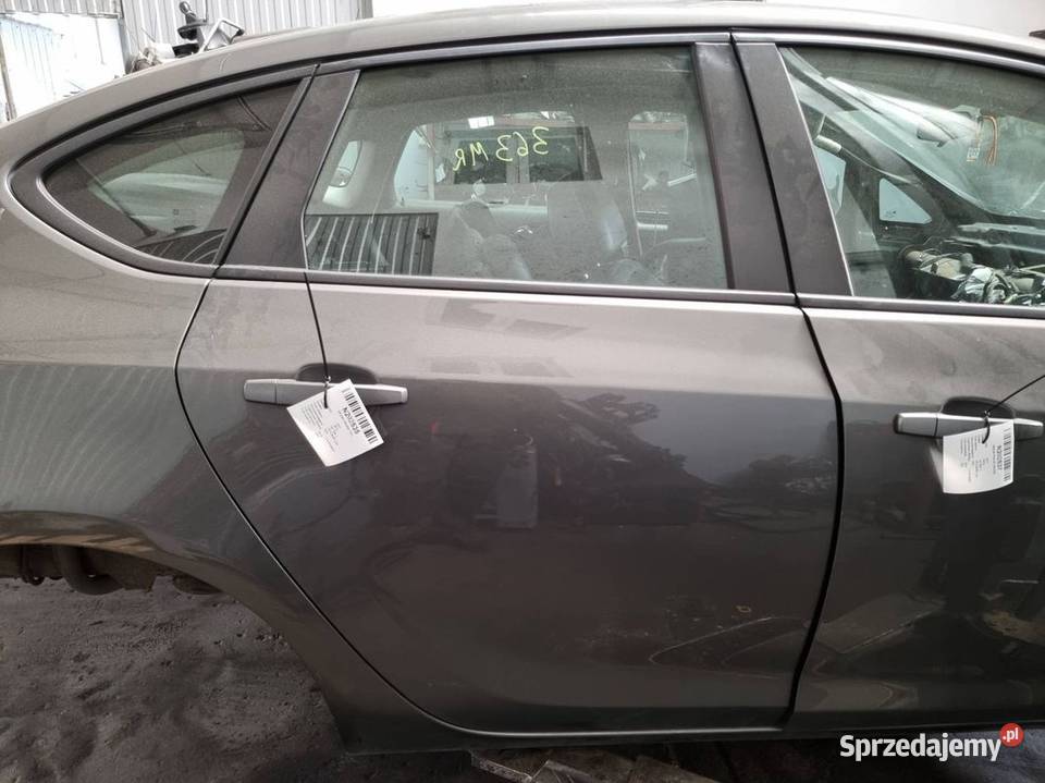 DRZWI PRAWE TYŁ OPEL ASTRA J Z10A