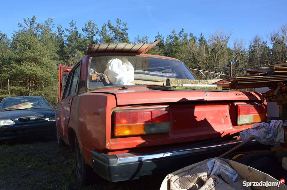 Łada 2105 13 LPG 1984r druga na czesci Zarejestrowany w Polsce Lada Szczecinek sprzedam