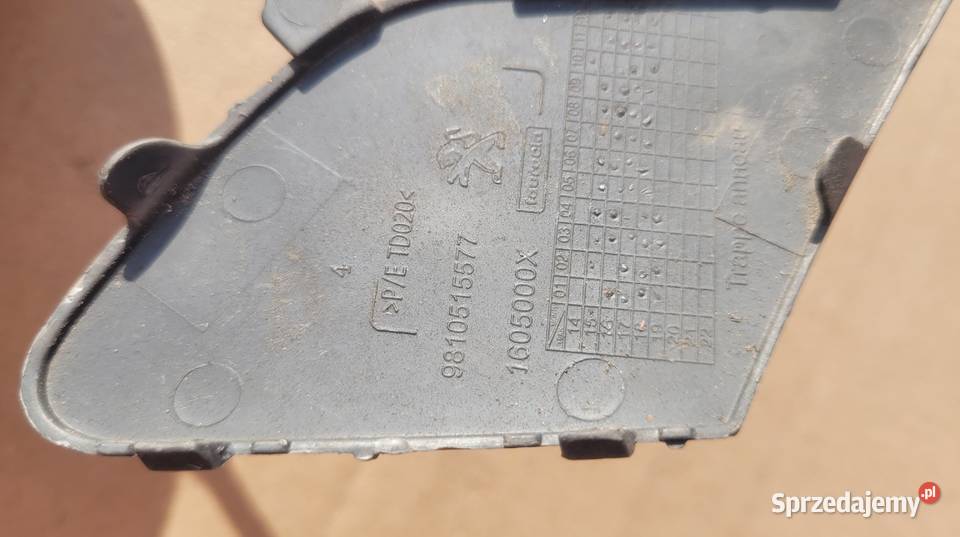 PEUGEOT 208 I LIFT 15 ZAŚLEPKA HAKA ZDERZAKA Pozostałe Ruda Śląska