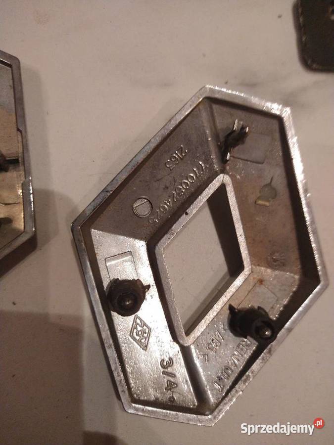 Emblemat Renault Laguna Clio GT Pozostałe kujawsko-pomorskie Białe Błota sprzedam