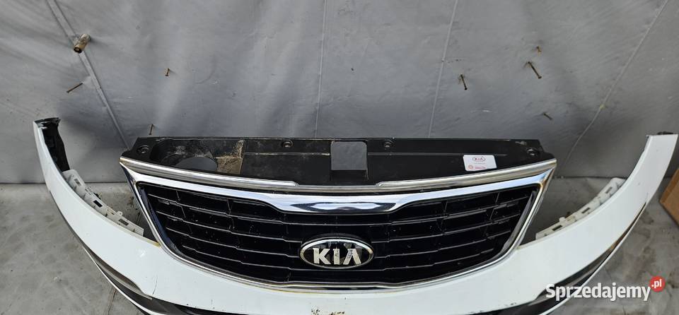 KIA SPORTAGE III ZDERZAK PRZEDNI PRZÓD GRILL osobowe Karoseria Radom