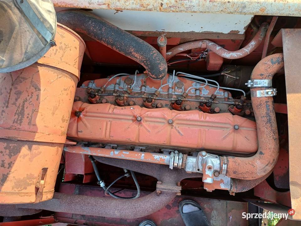 Kombajn zbożowy case 431 silnik 6 cyl Zamarte