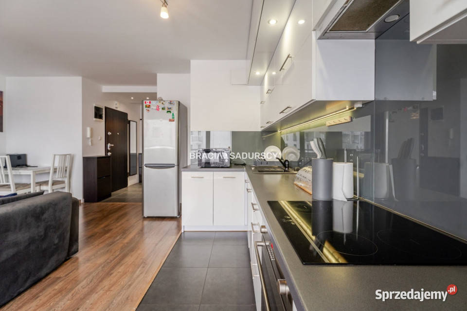 Sprzedaż mieszkania Kraków Macieja Dębskiego własność