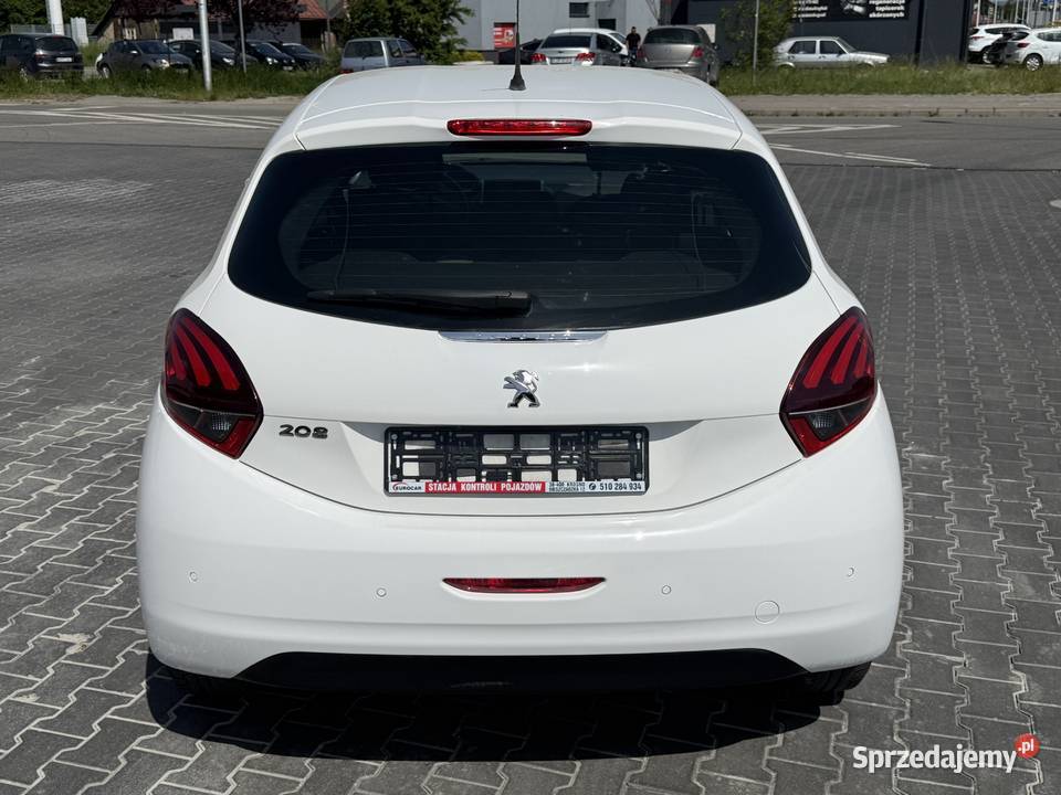 Peugeot 208 2019 Benzyna 208