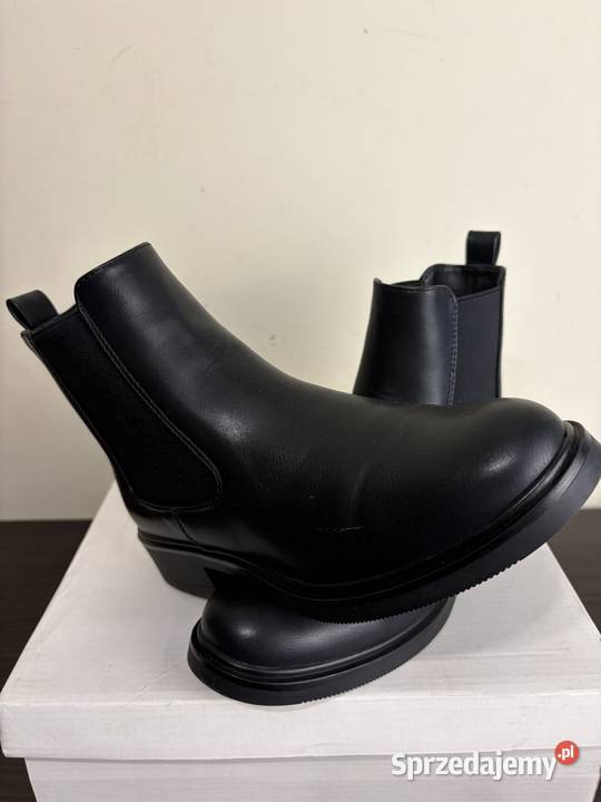 ButyBotki Anna Field Kielce