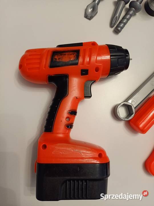 Wiertarka wkrętarka klucze śrubokręt zestaw sprzedam