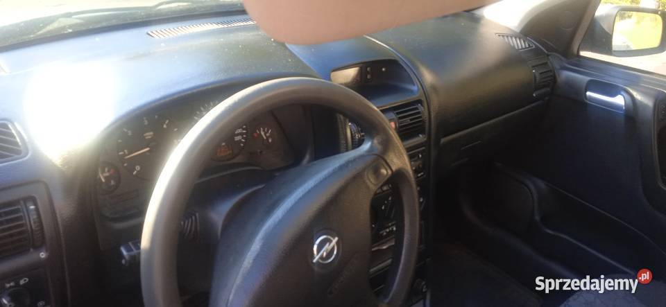 Opel Astra pierwszego posiadacza świeże OC i Waganiec