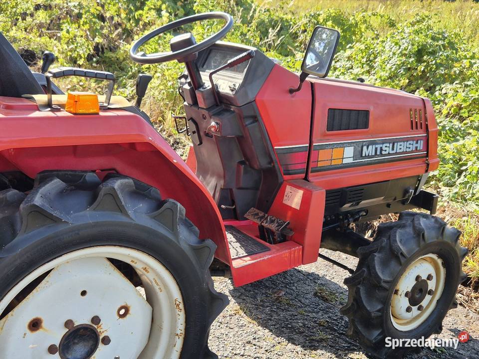 Traktorek traktor MITSUBISHI MT18D 44