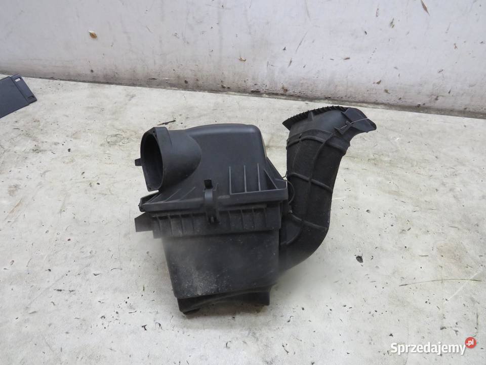 OBUDOWA FILTRA POWIETRZA ŁAPACZ JEEP WK2 30 CRD sprzedam