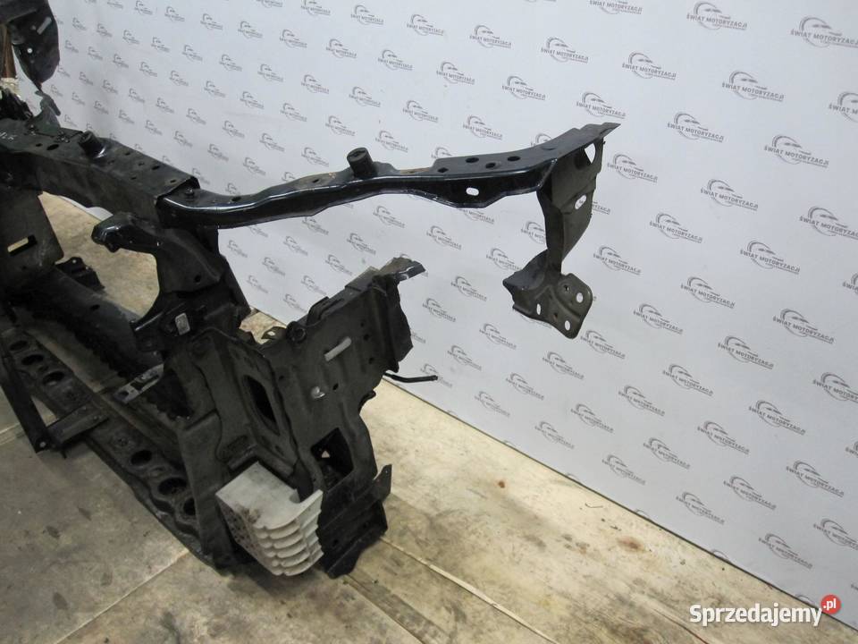 TOYOTA AVENSIS T27 III 10r pas przód 48002