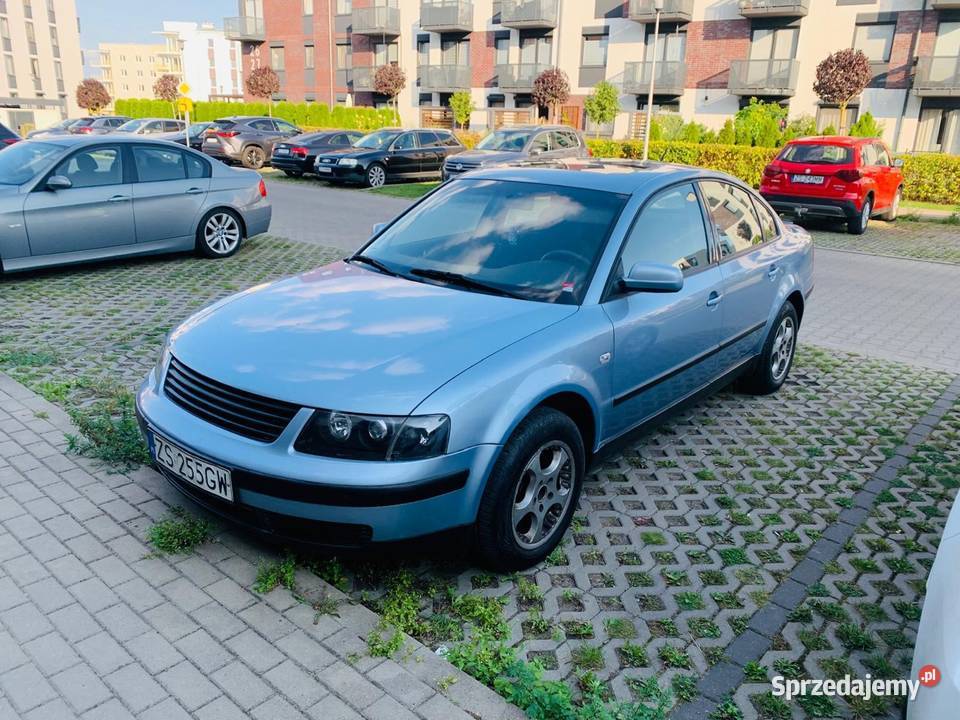Volkswagen Passat b5 18b 20V sedan podgrzewane fotele zachodniopomorskie Szczecin sprzedam