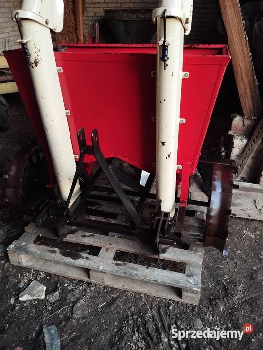 Sadzarka do ziemniaków Akpil Siewniki i sadzarki Żółkiewka-Osada