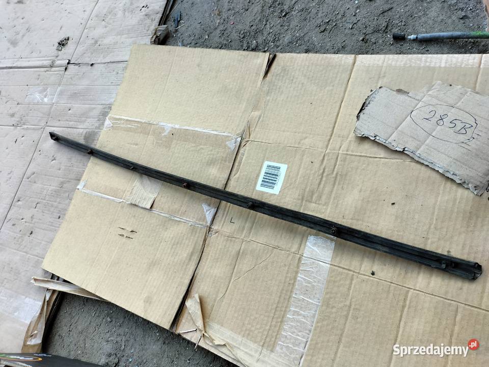 MERCEDES W123 LISTWA ZEWNĘTRZNA CHROM Kamień-Kolonia