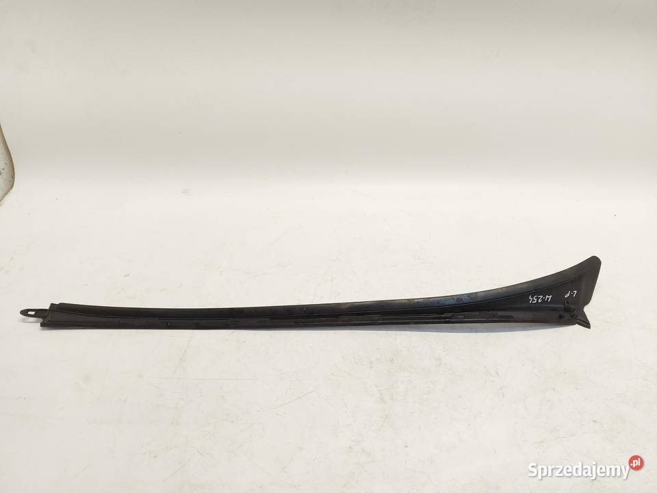 Mercedes W254 GLC 220d LISTWA SZYBY PRZEDNIEJ