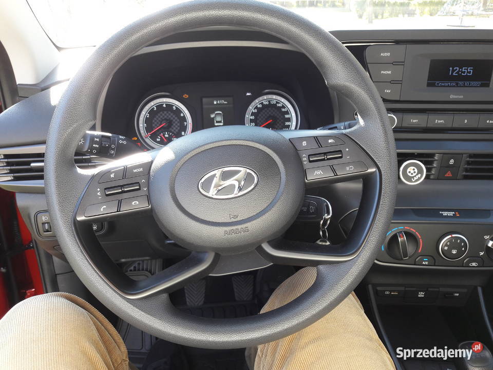 Hyundai I20 salonowy czerwony