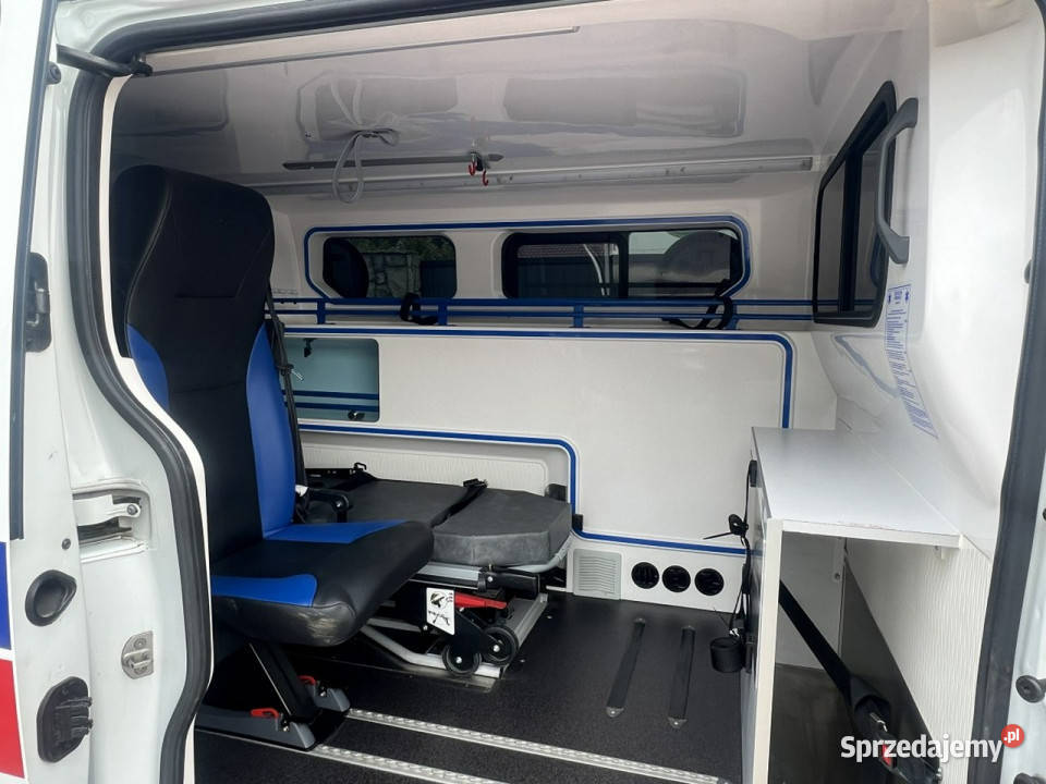 ambulansy Renault Trafic Renault Trafic Long wielkopolskie