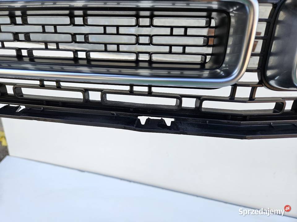 DODGE CHALLENGER KRATKA GRILL ATRAPA ZDERZAKA osobowe Międzychód