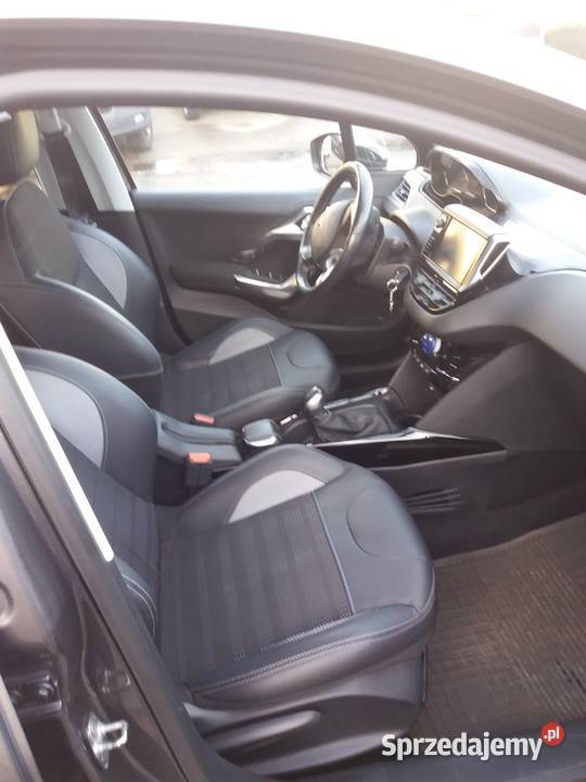 Sprzedam Peugeot 2008