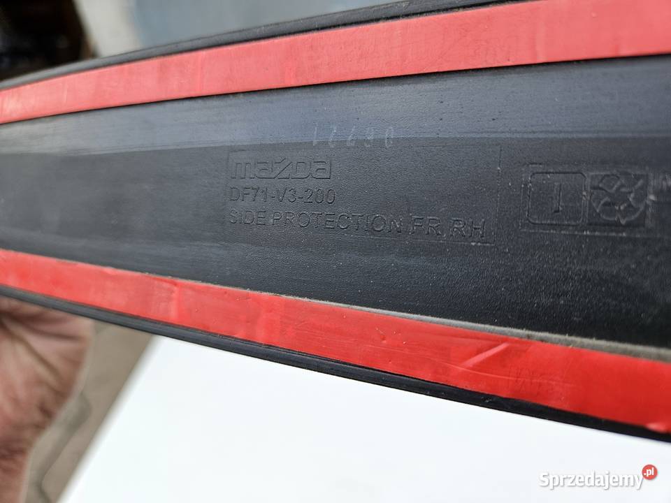 MAZDA 2 III DE LISTWA DRZWI PRAWY TYŁ PRAWA osobowe Międzychód