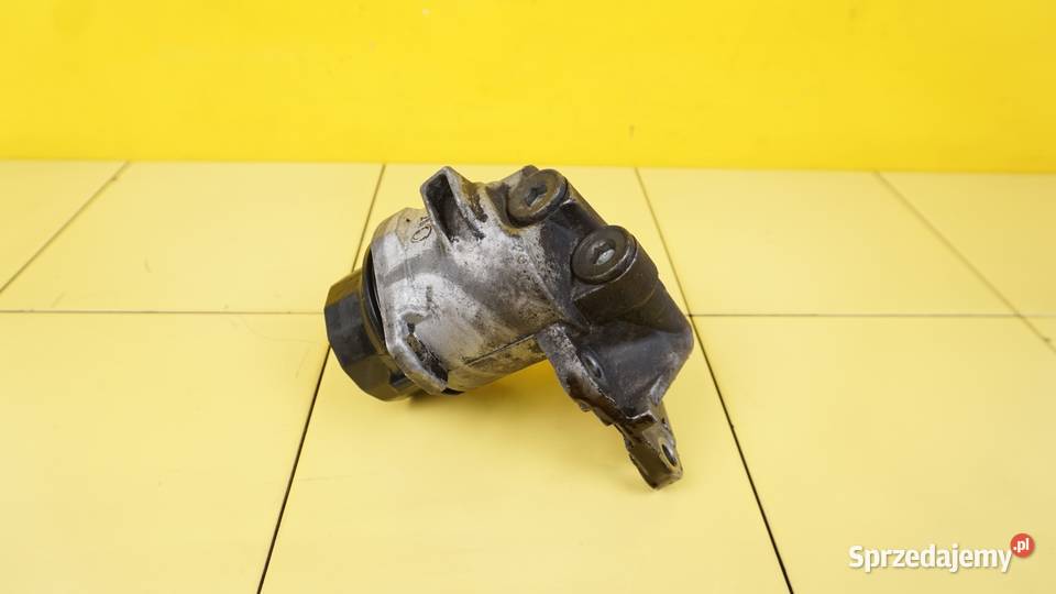 PRIUS III AURIS 18 HYBRID 13r 2XRFXE obudowa osobowe Suków