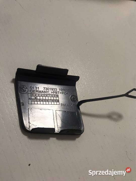 BMW 2 F45 zaślepka haka zderzak tył 51317301933 Karoseria Rzeszów sprzedam