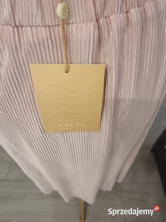 Różowa plisowana spódnica Kaffe XL