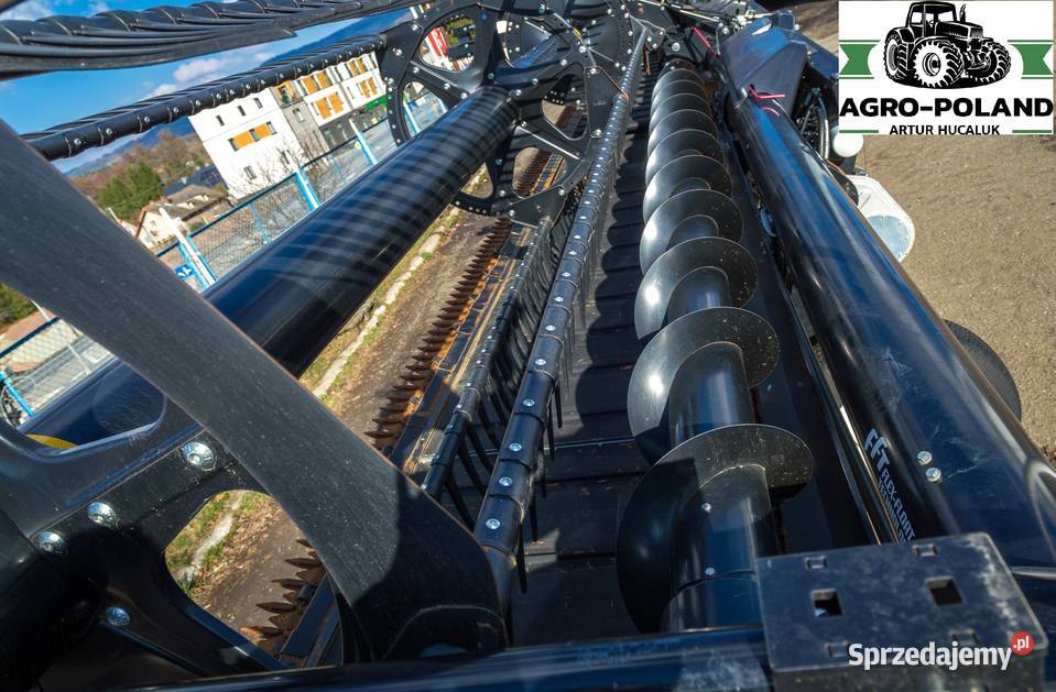 MacDon FD 135 FLEXDRAPER 2021 107 M ADAPTACJA Kudowa-Zdrój