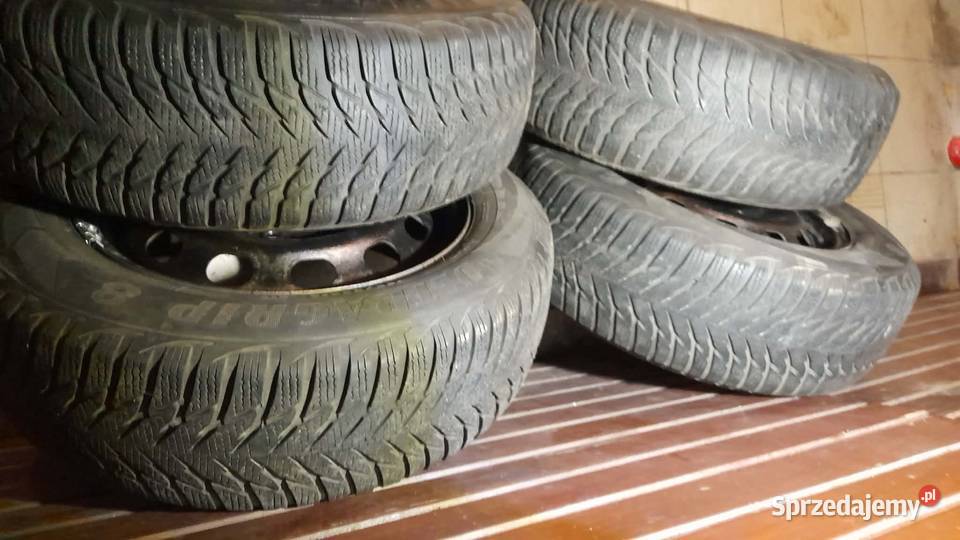 Koła zimowe Goodyear 1956515 Felgi 5x108 Ford sprzedam