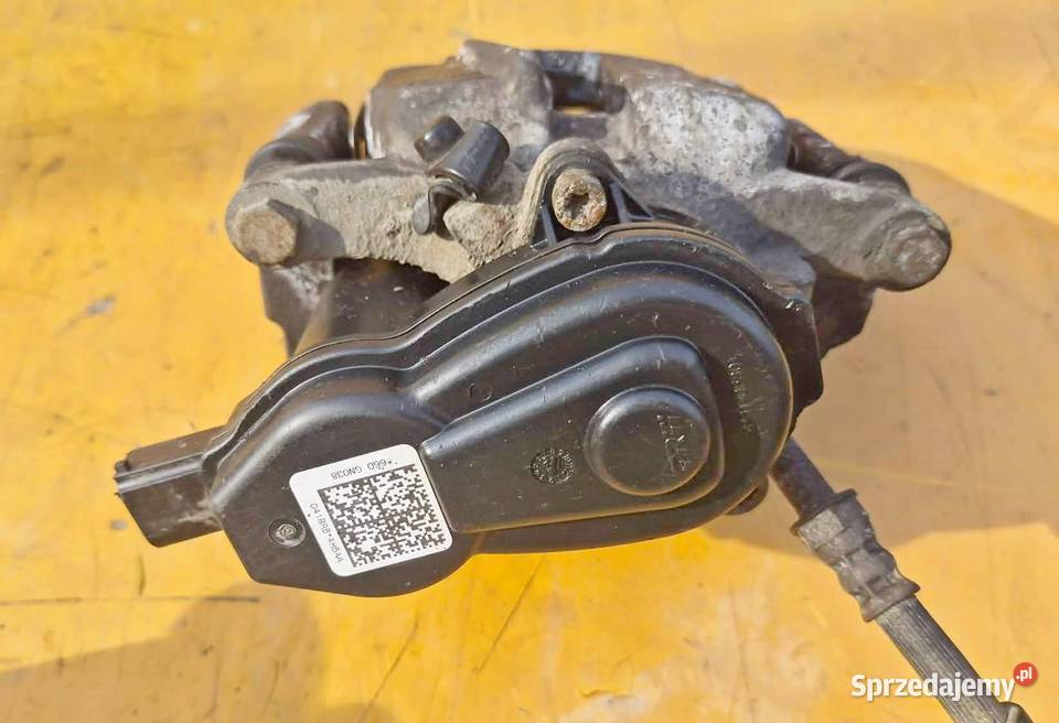 AUDI A8 D4 30 TDI 250 4X4 QUATTRO ZACISKI Zaciski i jarzma Radom
