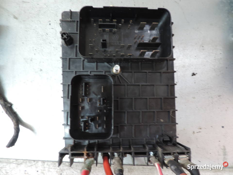 SKRZYNKA BEZPIECZNIKÓW SEAT ALTEA 20 TDI Układ elektryczny