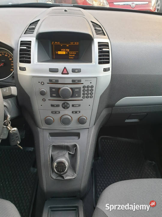 Opel Zafira 18 Benzyna 7 osób Klima Navi 2 kpl serwisowany w ASO Lublin