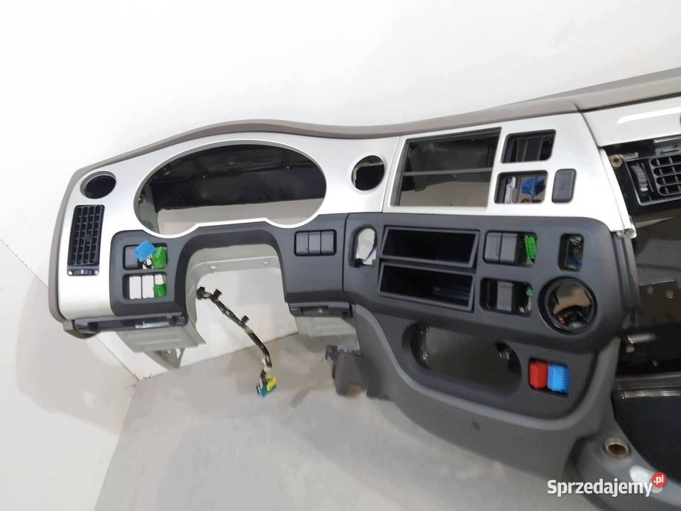 DESKA ROZDZIELCZA KOKPIT PULPIT DAF XF 20122016 Rok produkcji 2016