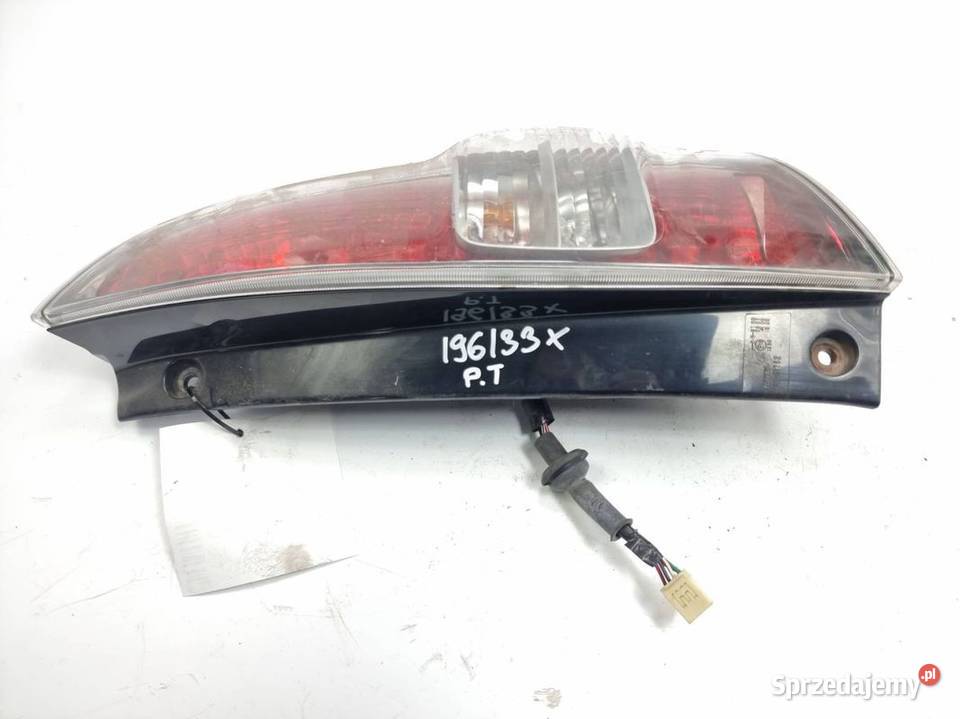 LAMPA PRAWA TYŁ DAIHATSU SIRION osobowe kujawsko-pomorskie