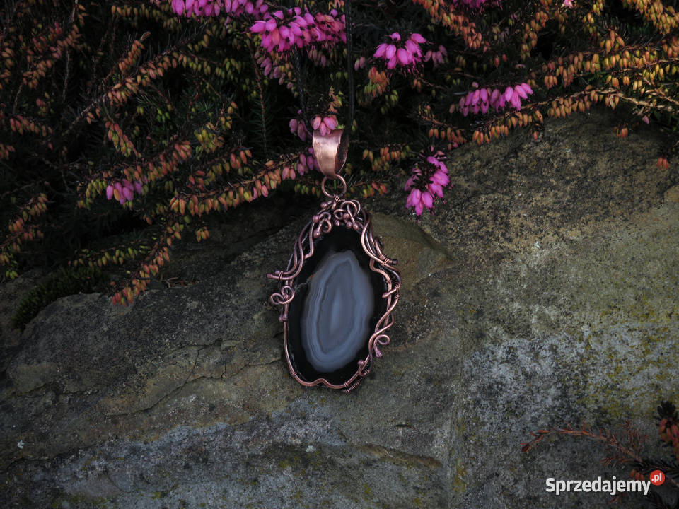 Unikatowy miedziany wisiorek czarnobiały agat Naszyjniki Kraków