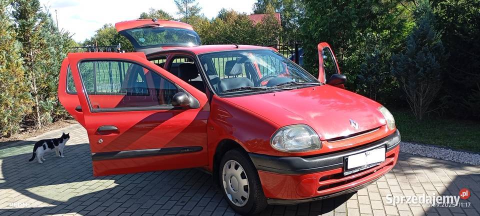 Renault Clio 12 benzyna czarne tablice2