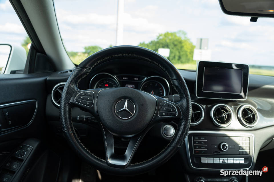 Mercedes CLA 2019r Schooting brake automatyczna 180 Ostrów Wielkopolski
