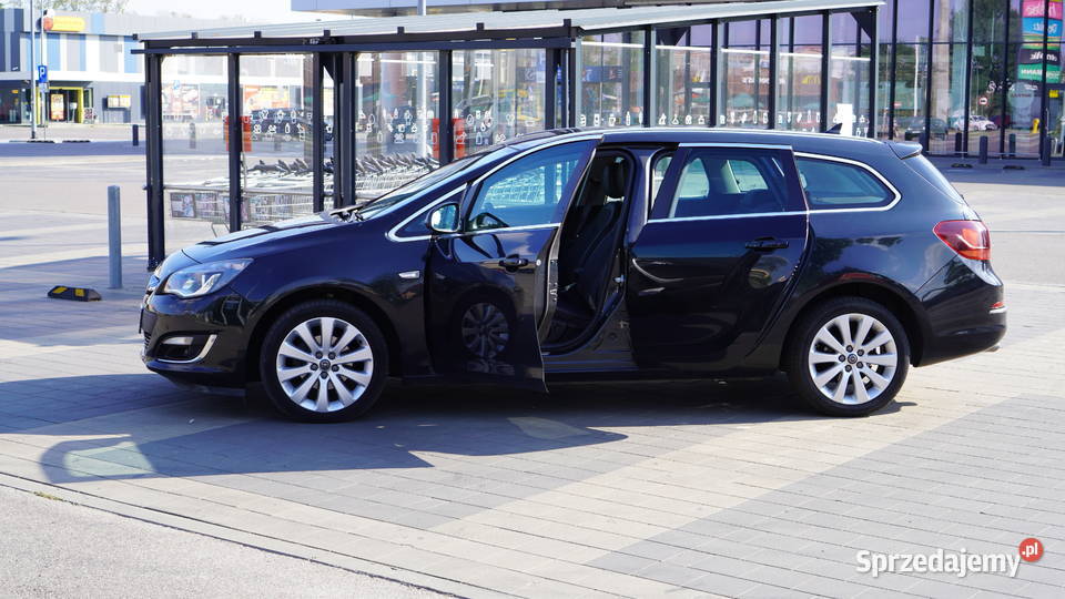 Opel Astra J Touring Sport kombi wersja cosmo mazowieckie