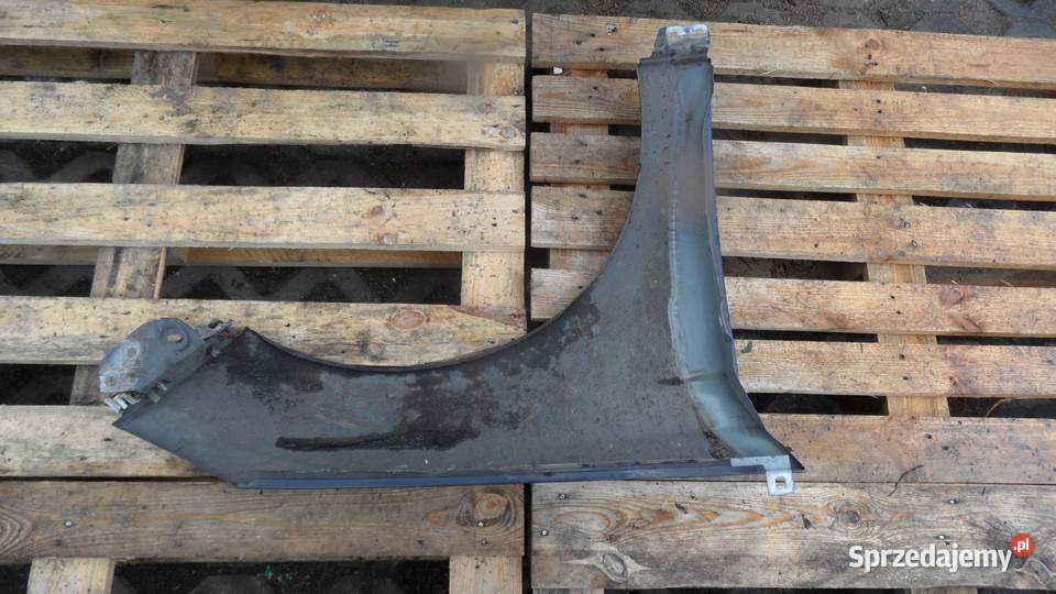 FORD FOCUS MK3 III 11r błotnik lewy przód osobowe