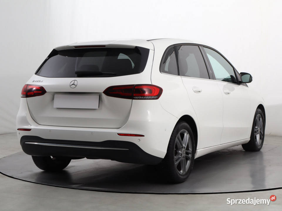 Mercedes B B 180 d Rok produkcji 2018 Katowice