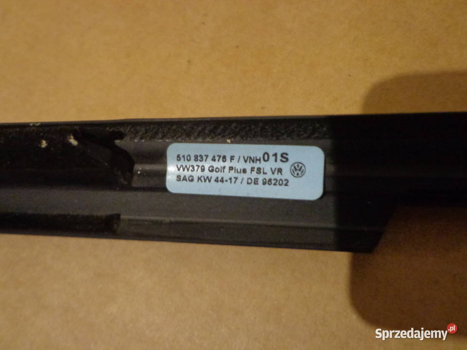 VW Golf V PLUS listwa zgarniająca przednia prawa Karoseria łódzkie Łódź