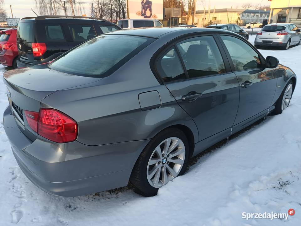 Sprzedam BMW E90 20 143 Benzyna benzyna Seria 3 Konin