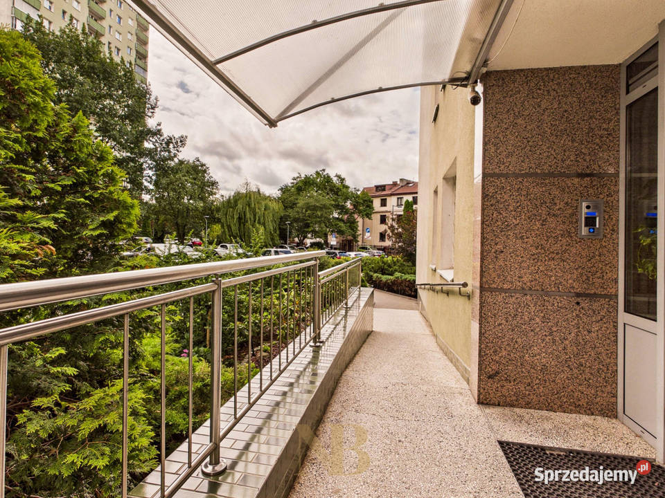 44 m 2 Pokoje Osobna Kuchnia Widok na Warszawę Sprzedaż Warszawa